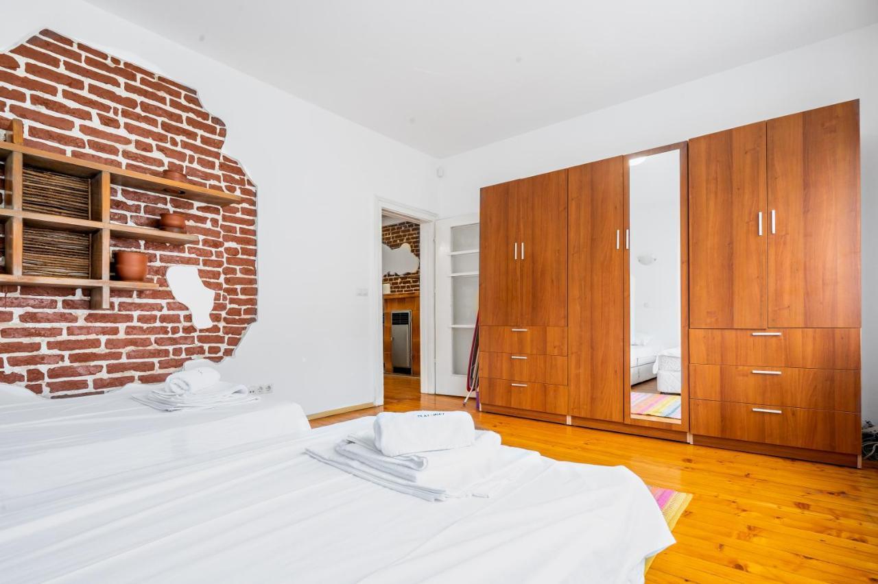 Appartamento Sofia'S Vintage Gem: Spacious 2Bd Flat On Solunska Esterno foto