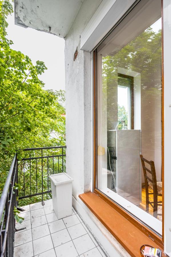 Appartamento Sofia'S Vintage Gem: Spacious 2Bd Flat On Solunska Esterno foto