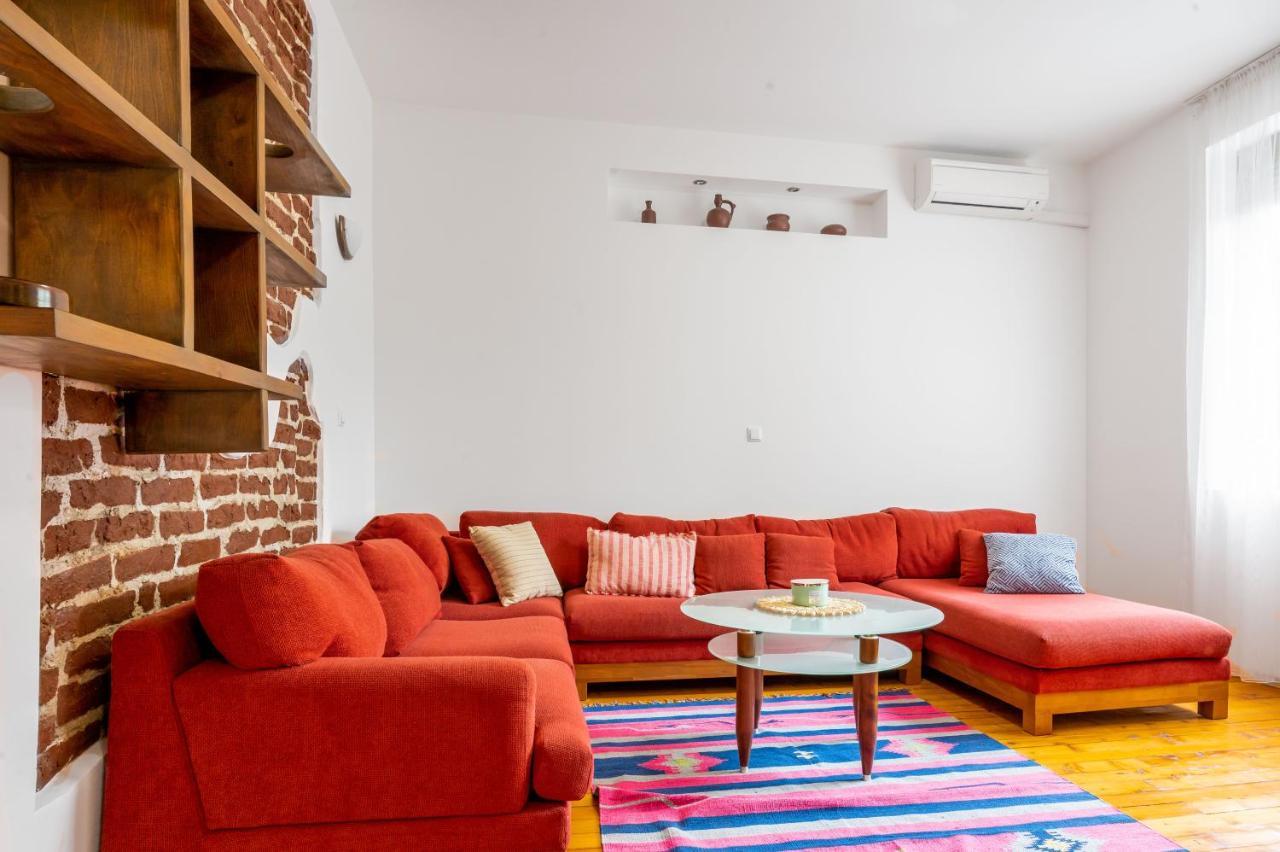 Appartamento Sofia'S Vintage Gem: Spacious 2Bd Flat On Solunska Esterno foto